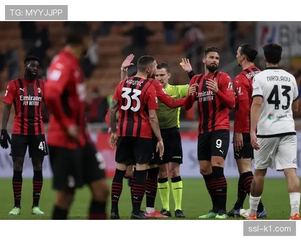 裁判委员会内部备忘录强调:将严格评判干扰进攻方射门的犯规 裁判委员会内部备忘录强调:将严格评判干扰进攻方射门的犯规